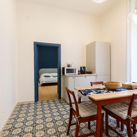Calaba Chiaia Apartman Nápoly Kültér fotó