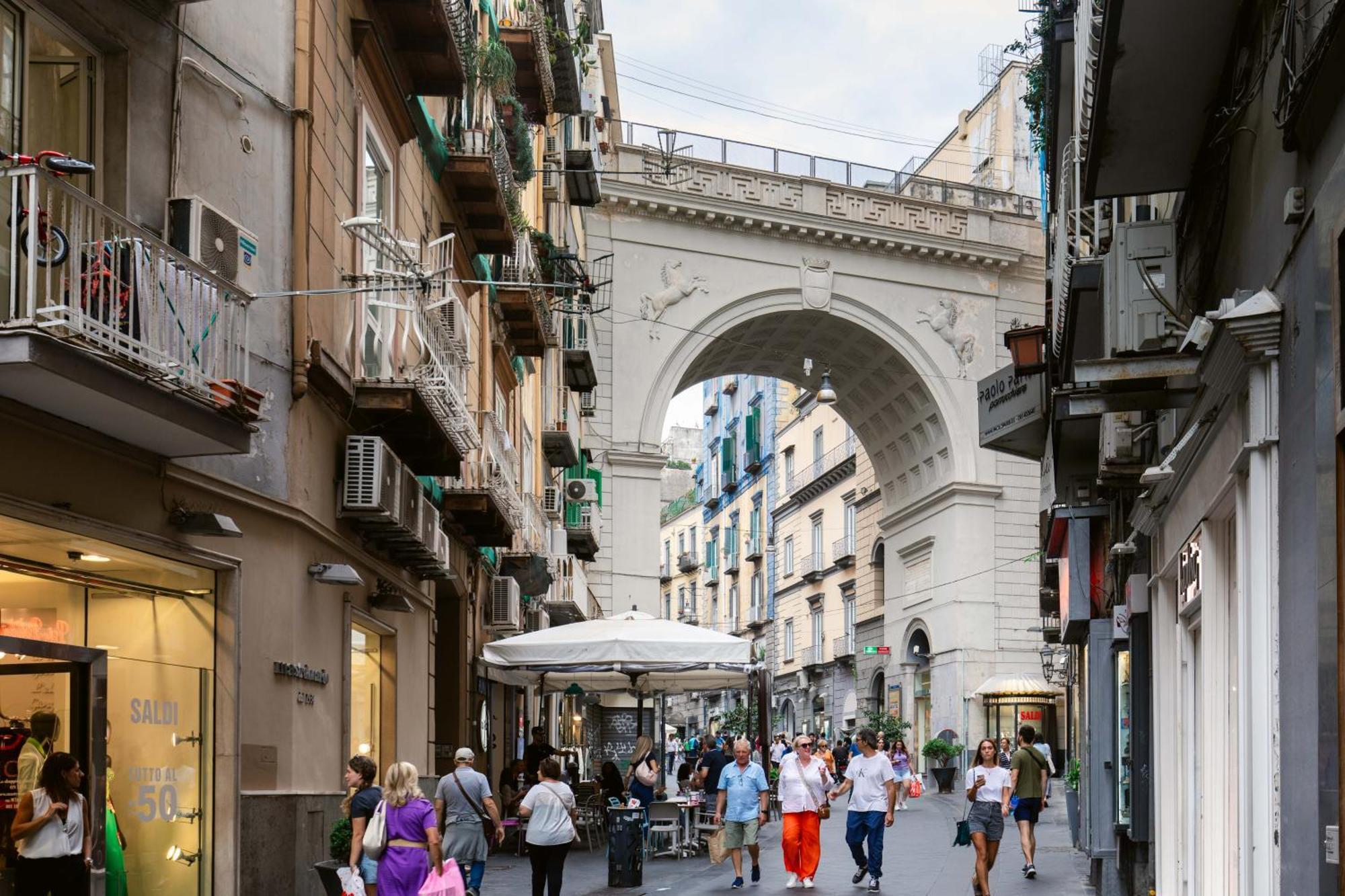 Calaba Chiaia Apartman Nápoly Kültér fotó